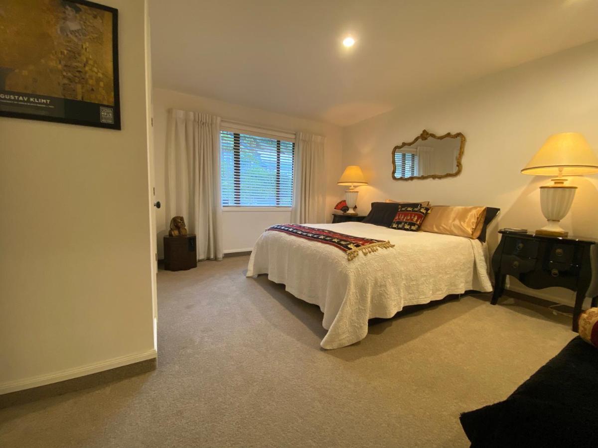Maison Blue - Chic Garden Apartment Napier Bagian luar foto
