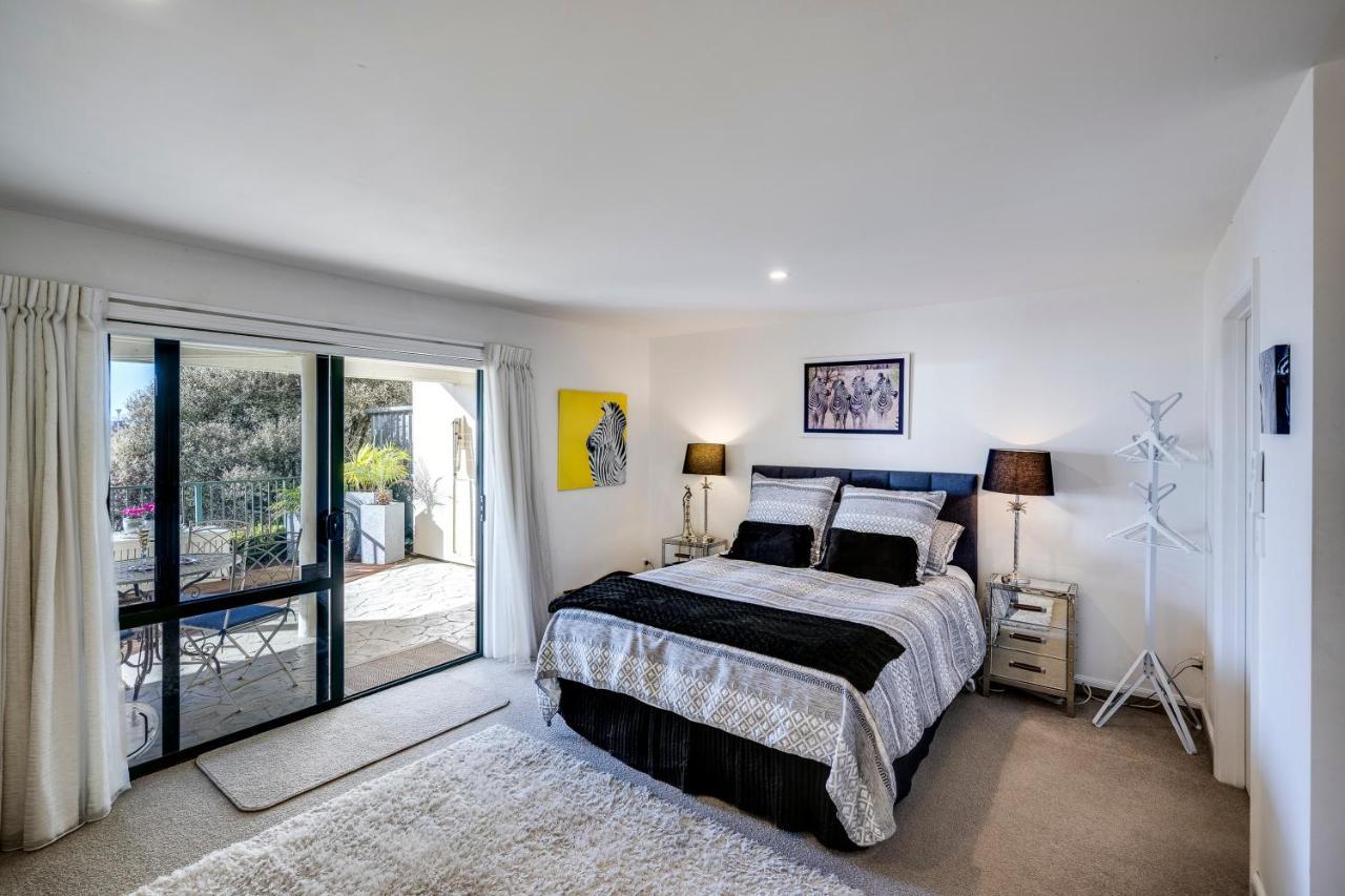 Maison Blue - Chic Garden Apartment Napier Bagian luar foto